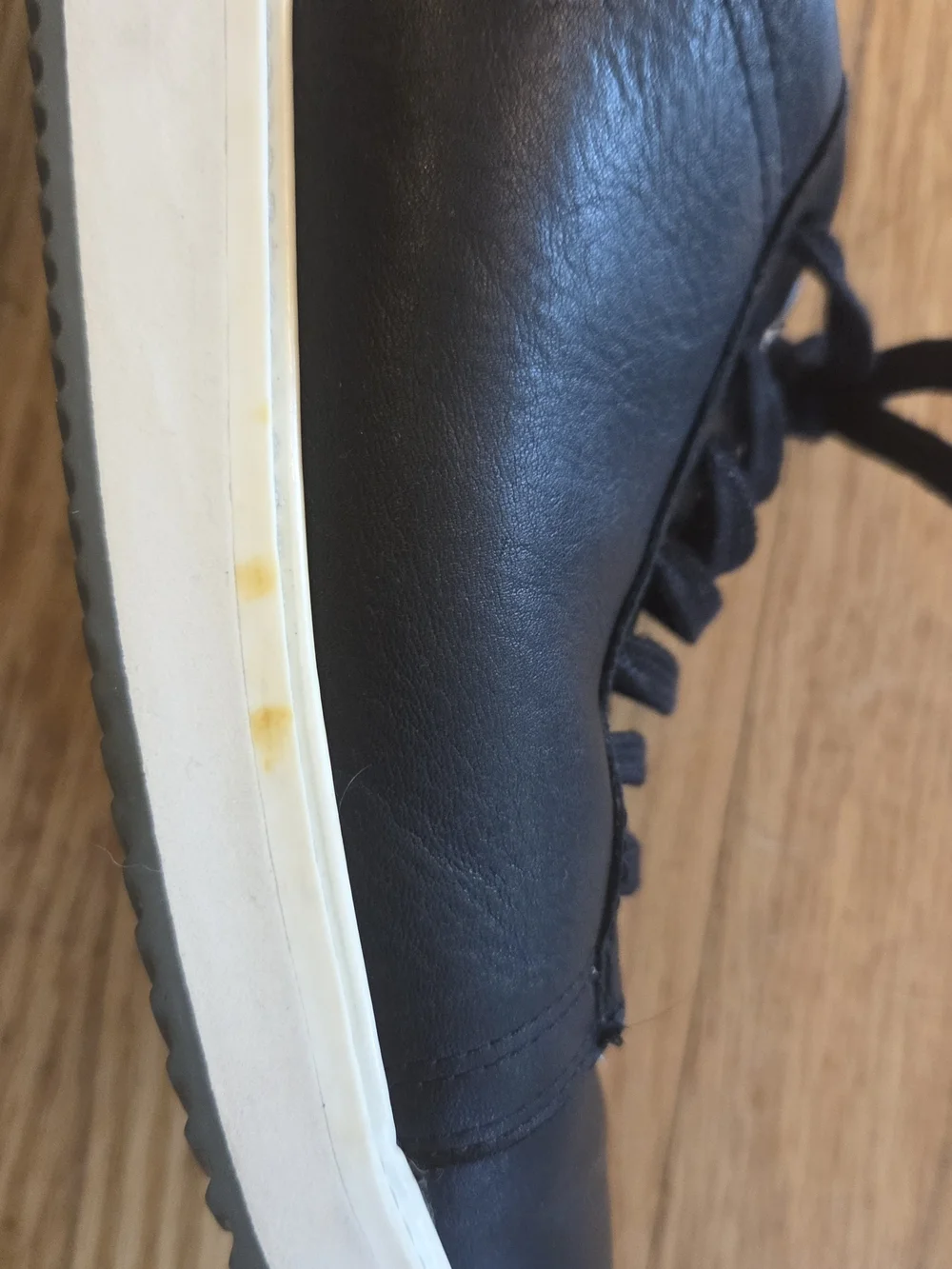 Hush Puppies Black Leather Lace-Up Casual Sneakers